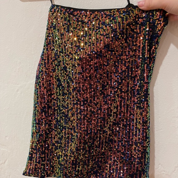 Beautiful Altar’d State midnight sequence skirt - Picture 3 of 4